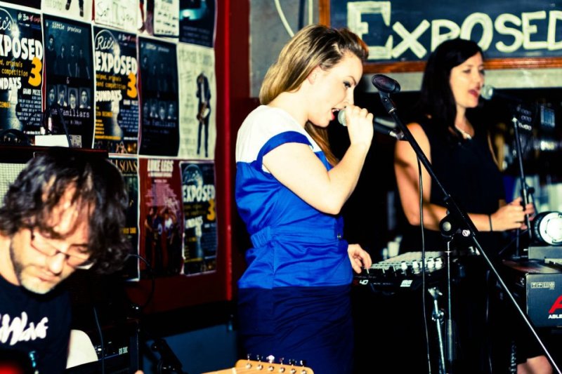 Ric's Cafe 3rd Jan 2012 with Carly Dickenson